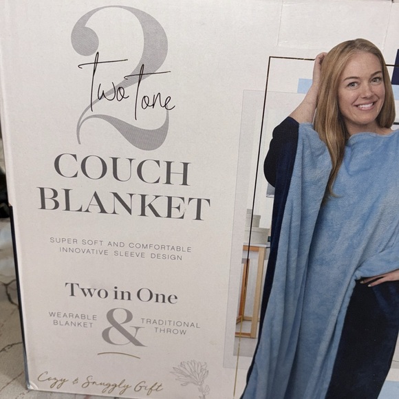 Two tone couch blanket - Picture 3 of 6